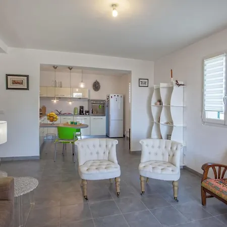 Διαμέρισμα Casa Chjara Maria *